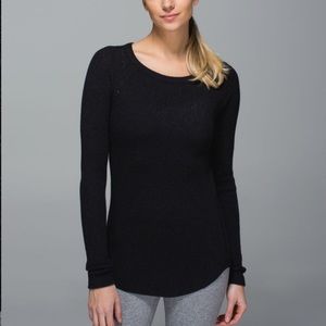 Lululemon Cabin Yogi Long Sleeve Black / Heathered Dark Grey sweater
